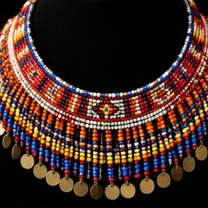 Collier Plastron Perles Multicolores